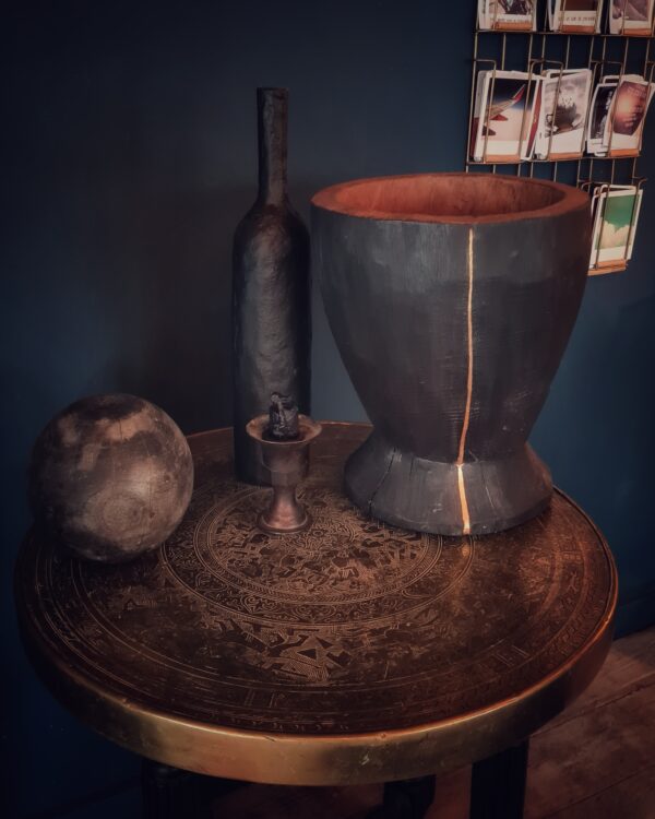 Vase en bois brûlé